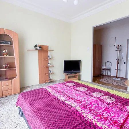Aparment On Nezavisimosti 44 Апартаменти *